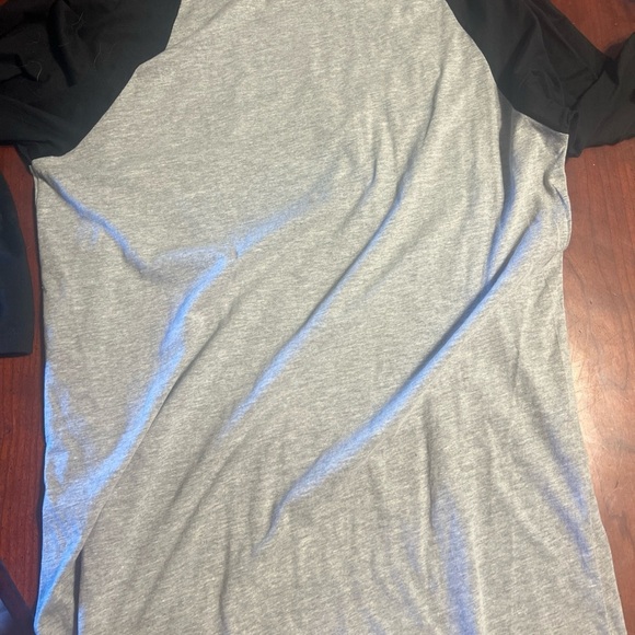 “Chasing You Like A Shot If Whiskey” Long sleeve tee size 2 XL - Picture 4 of 5